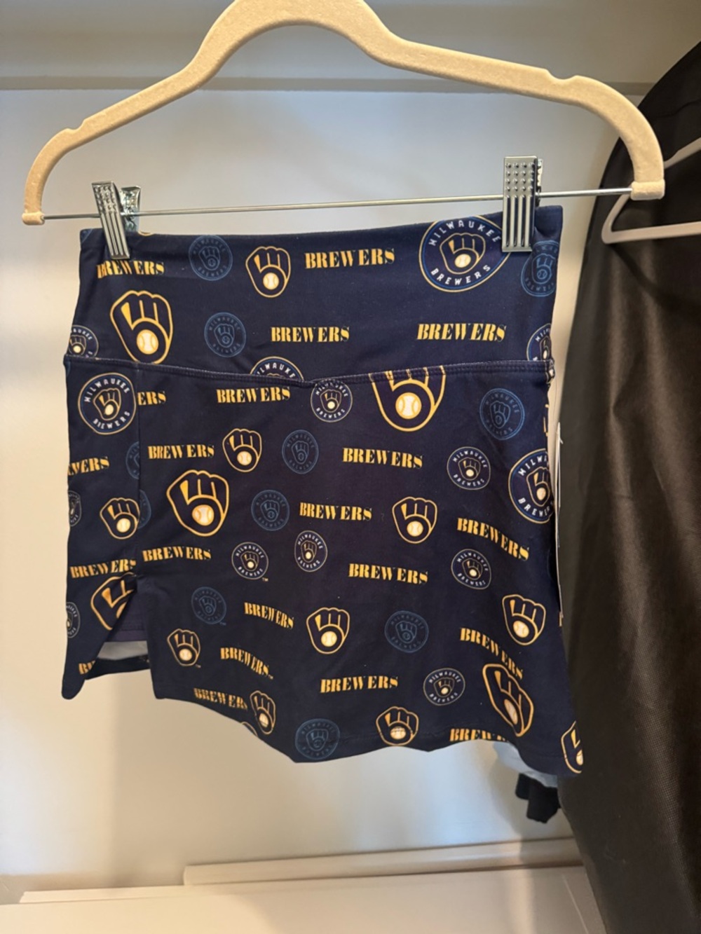 Milwaukee Brewers Navy women’s Athletic Skort